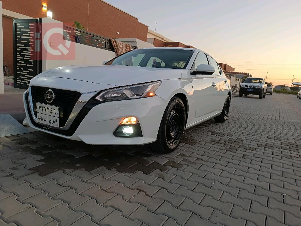 نیسان ئەلتیما